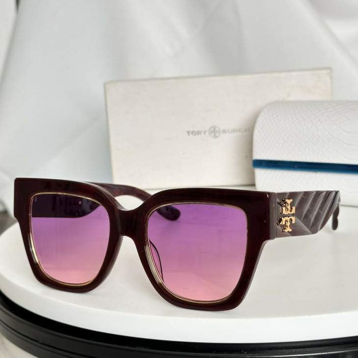 Picture of Jimmy Choo Sunglasses _SKUfw71367764fw